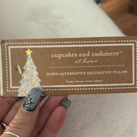 Cupcakes And Cashmere Christmas Gingerbread Pillow - Picture 7 of 8